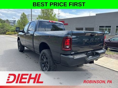 New 2026 RAM 2500 Big Horn AWD/4WD image 5