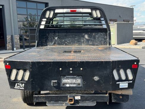 Used 2022 Ford F250 XL w/ Power Equipment Group AWD/4WD image 6