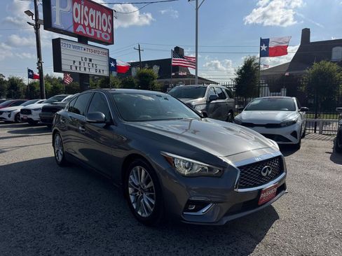 Used 2021 INFINITI Q50 Luxe w/ Seat & Sound Package RWD image 4