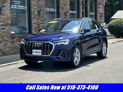 Used 2024 Audi Q3 2.0T Premium w/ Convenience Package AWD/4WD image 1