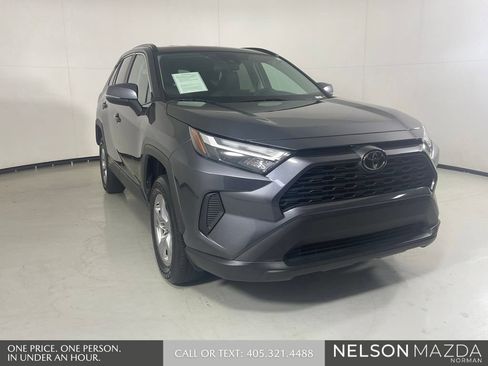 Used 2025 Toyota RAV4 XLE FWD image 3
