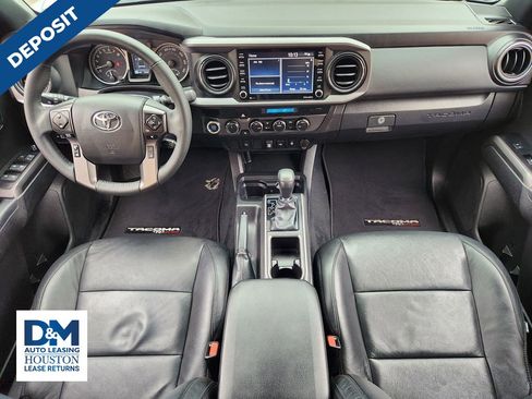 Used 2023 Toyota Tacoma TRD Off-Road image 33