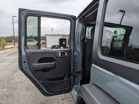 Used 2025 Jeep Wrangler Unlimited Sport S 4xe image 52