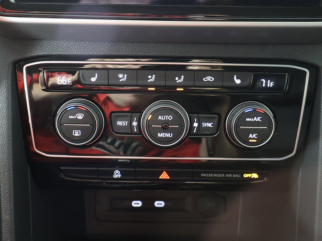Used 2023 Volkswagen Atlas SE w/ Black Wheel Package FWD image 45