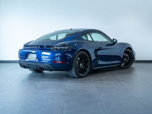 Certified 2025 Porsche 718 Cayman GTS RWD image 7