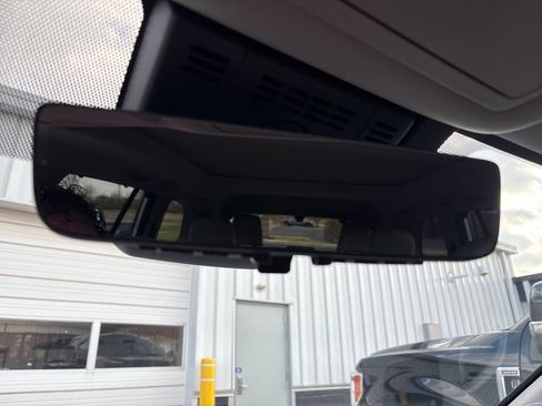 Used 2026 Toyota Grand Highlander Platinum image 32