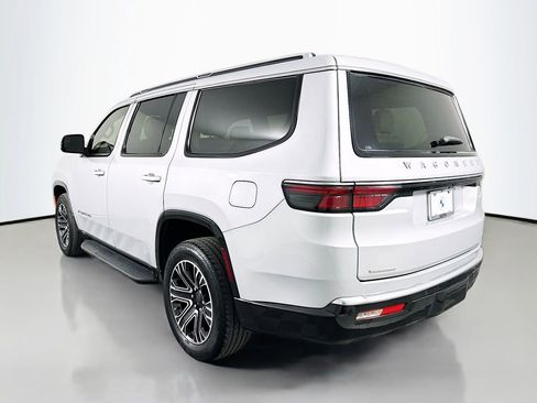 Used 2022 Jeep Wagoneer Series III image 7