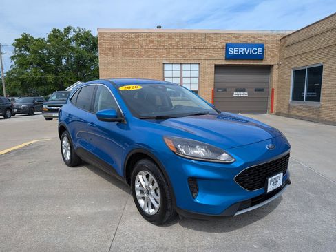 Used 2020 Ford Escape SE AWD/4WD image 4