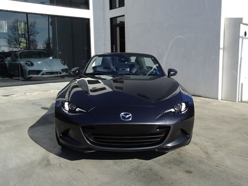 Used 2025 MAZDA MX-5 Miata Grand Touring w/ Weather Package image 2