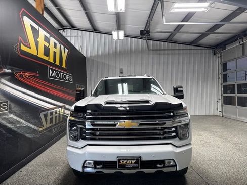 Used 2022 Chevrolet Silverado 2500 High Country w/ LPO, Hitch Package AWD/4WD image 20