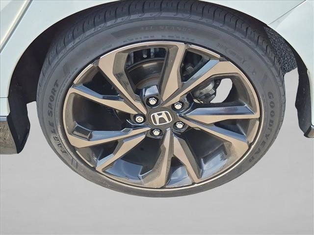 Used 2019 Honda Civic Sport image 14