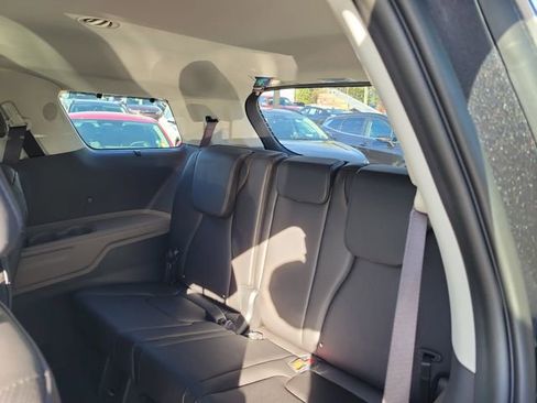 New 2026 Kia Carnival EX image 27