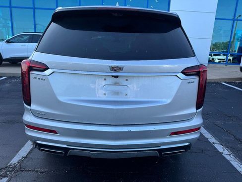 Used 2020 Cadillac XT6 Premium Luxury AWD/4WD image 3