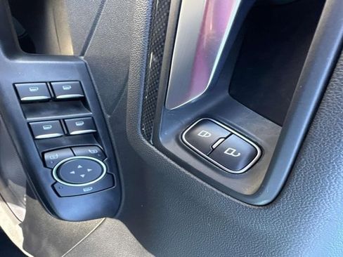 Used 2024 Ford Escape ST-Line image 10