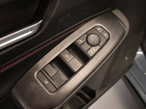 New 2026 Nissan Sentra SR w/ SR Premium Package FWD image 10