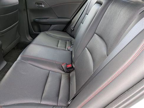 Used 2017 Honda Accord Sport Special Edition image 13