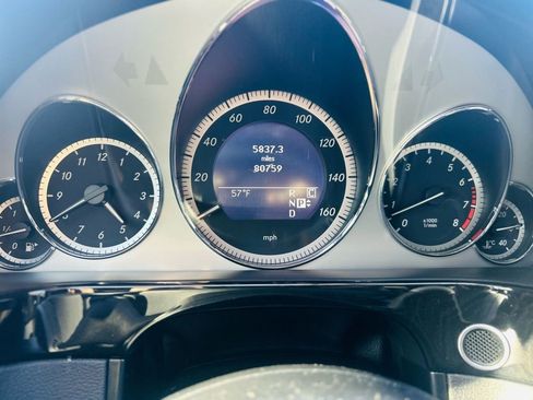 Used 2010 Mercedes-Benz E 350 Sedan image 33