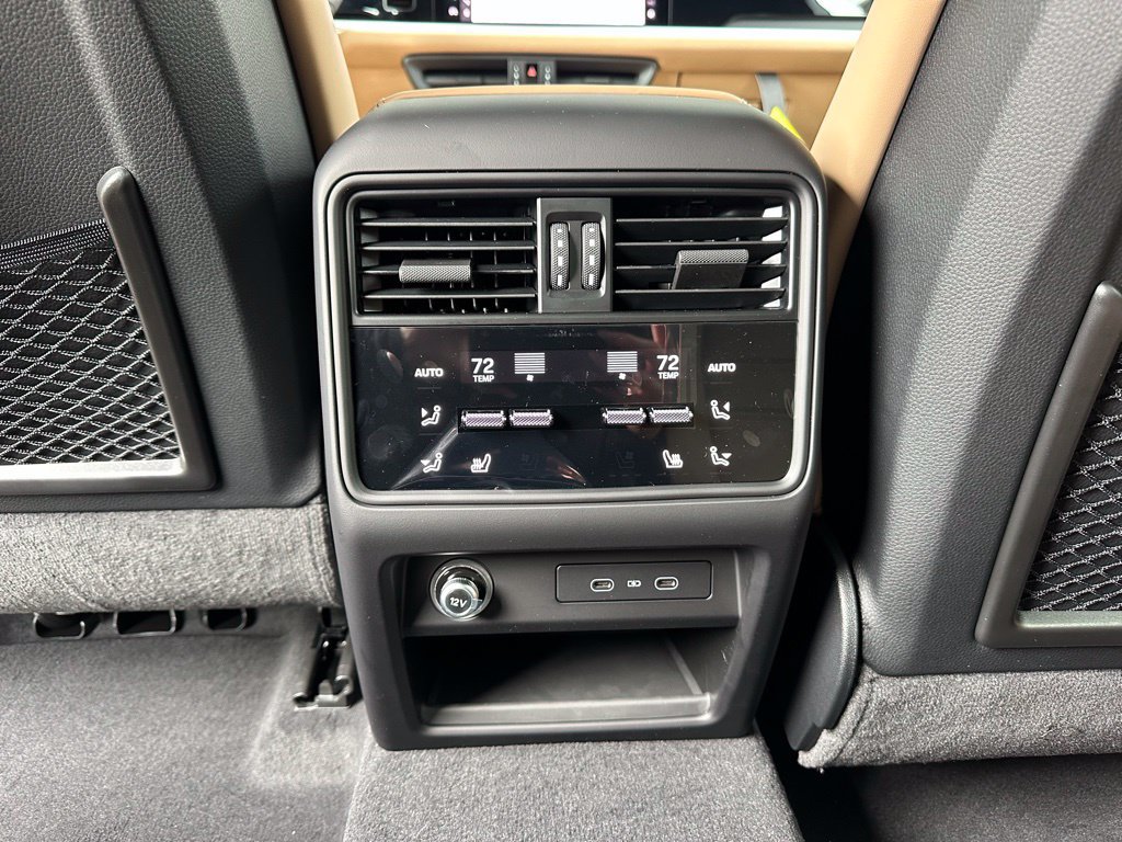 Certified 2026 Porsche Cayenne S AWD/4WD image 40