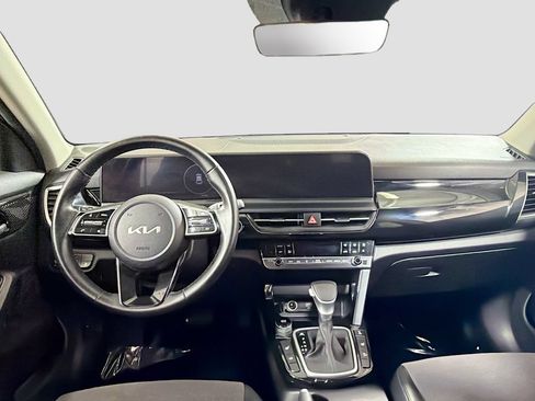 Used 2024 Kia Seltos S AWD/4WD image 23