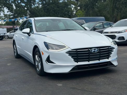 Used 2021 Hyundai Sonata SE FWD image 3