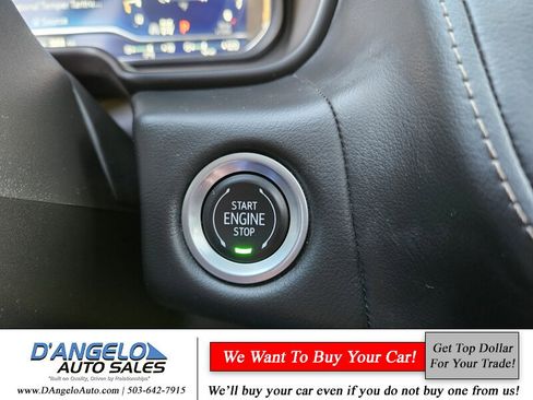 Used 2022 Chevrolet Suburban High Country image 27