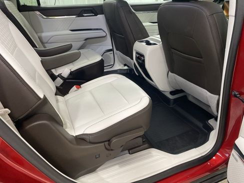 Certified 2024 GMC Acadia Denali w/ Super Cruise Package image 19