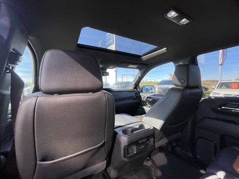 Used 2023 GMC Sierra 1500 AT4 w/ AT4 Preferred Package image 26