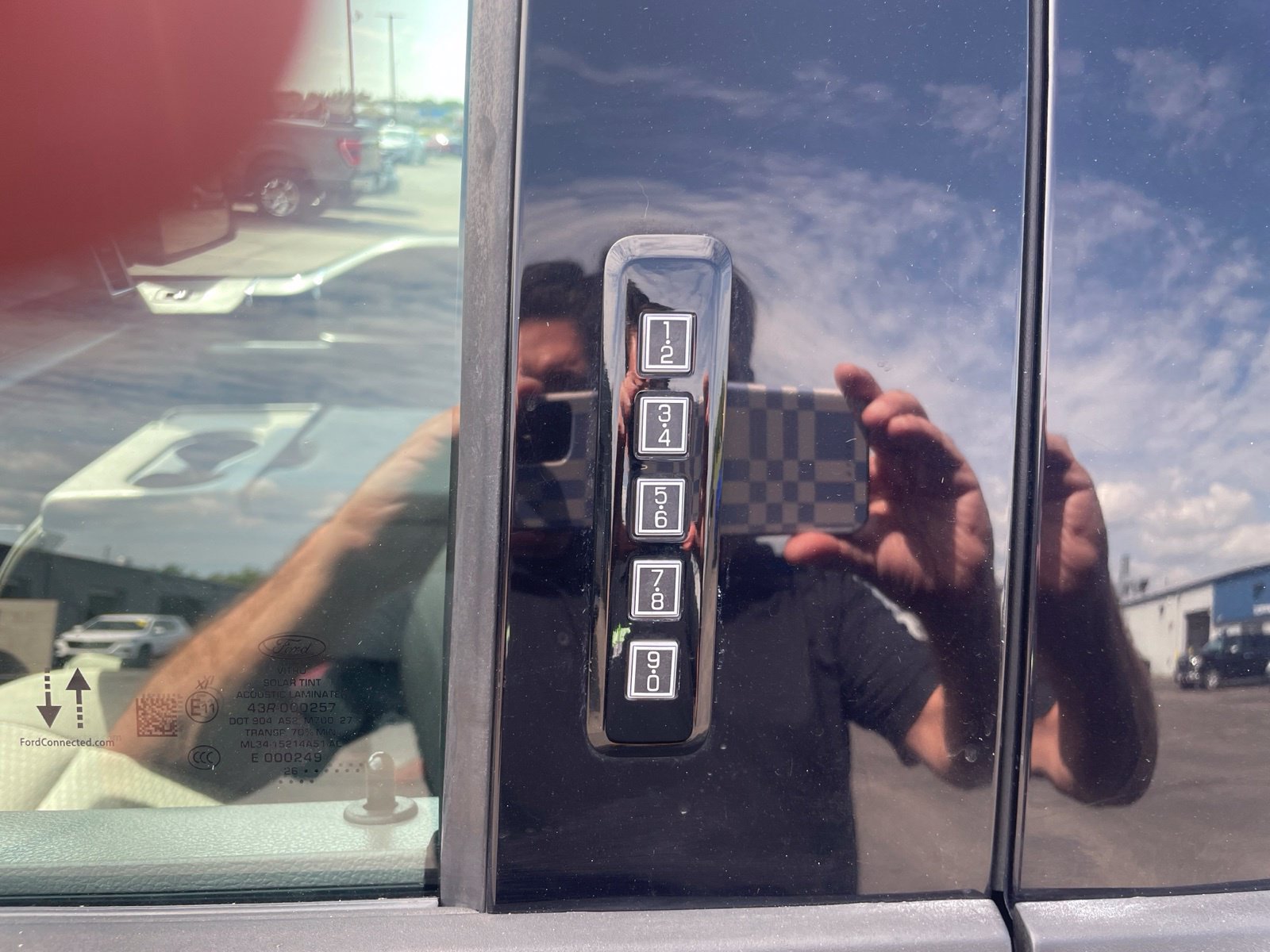 Used 2020 Ford F150 XLT AWD/4WD image 9