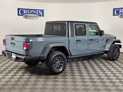 New 2026 Jeep Gladiator Sport image 5