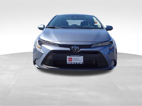 Certified 2025 Toyota Corolla LE image 9