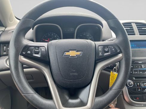 Used 2014 Chevrolet Malibu LS FWD image 24