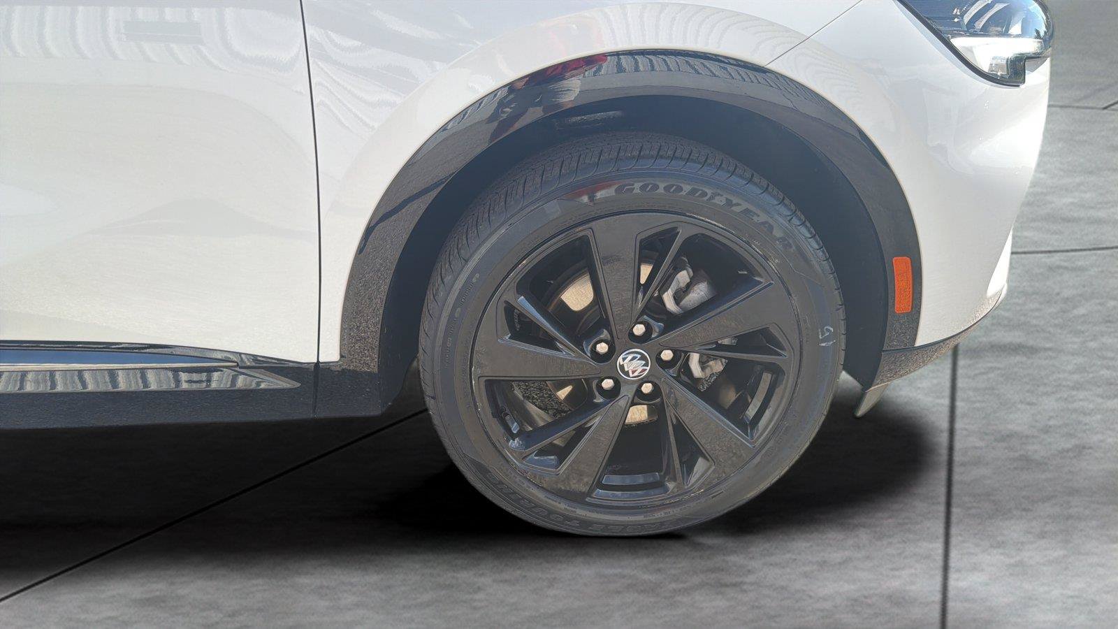 Used 2023 Buick Envision Preferred FWD image 27