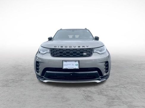 Certified 2024 Land Rover Discovery Dynamic SE image 2