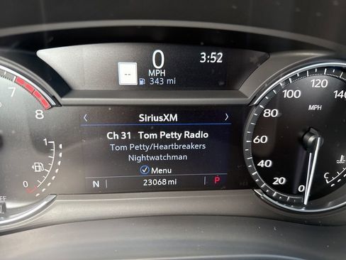 Used 2024 Cadillac XT5 Premium Luxury image 31