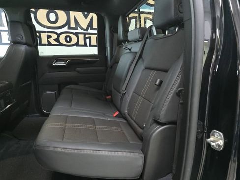 Used 2025 Chevrolet Silverado 3500 High Country w/ High Country Premium Package AWD/4WD image 10