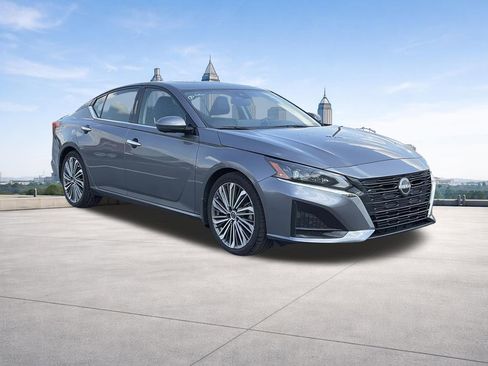 Used 2023 Nissan Altima 2.5 SL FWD image 7