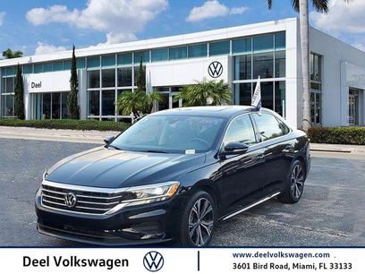 Used 2022 Volkswagen Passat 2.0T SE