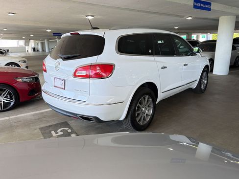 Used 2017 Buick Enclave Leather image 7