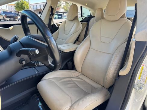 Used 2017 Tesla Model S 60 image 16