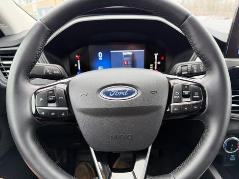 Used 2023 Ford Escape Active image 11