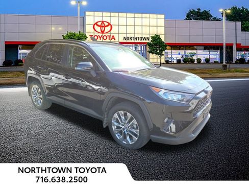 Used 2019 Toyota RAV4 XLE Premium image 1