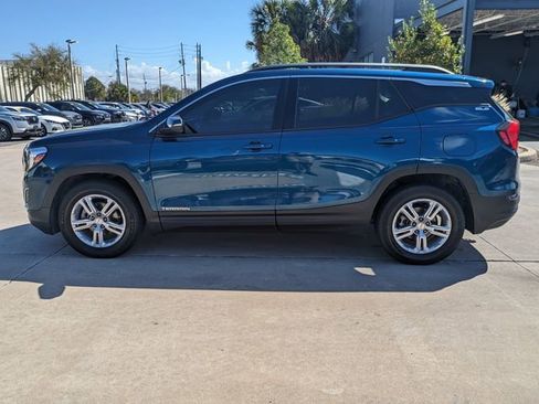 Used 2019 GMC Terrain SLE w/ Driver Convenience Package image 8