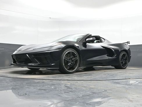 Used 2025 Chevrolet Corvette Stingray Coupe w/ Z51 Performance Package image 47