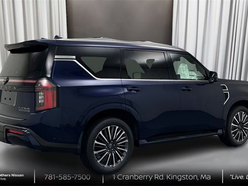 New 2025 Nissan Armada Platinum Reserve image 5