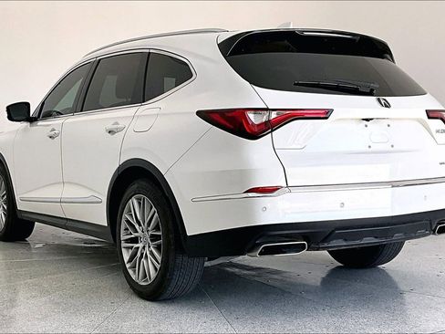 Used 2023 Acura MDX SH-AWD w/ Advance Package image 2