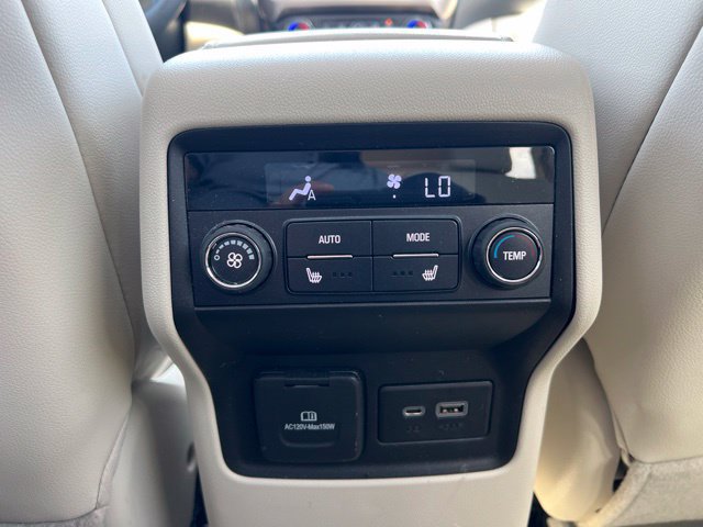 Used 2023 GMC Acadia Denali w/ Denali Ultimate Package AWD/4WD image 21