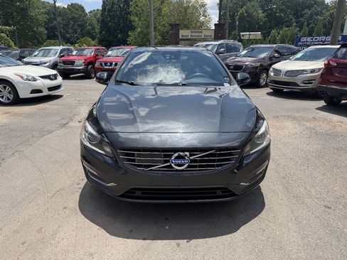 Used 2015 Volvo S60 T5 Platinum w/ 19" Sport Package FWD image 2