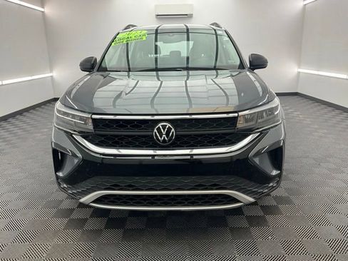 Used 2023 Volkswagen Taos S FWD image 2