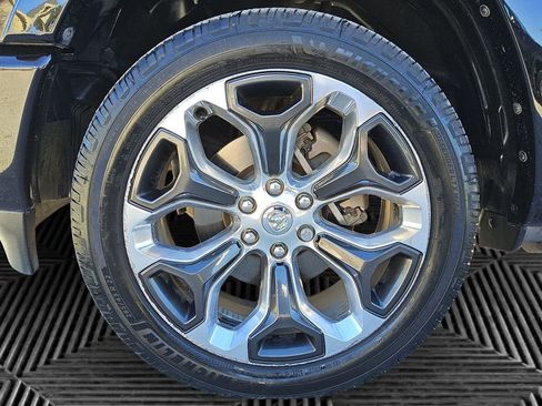 Certified 2019 RAM 1500 Limited image 14