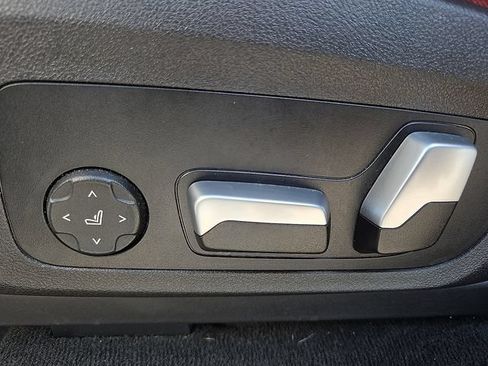 Used 2022 BMW X4 M40i AWD/4WD image 18